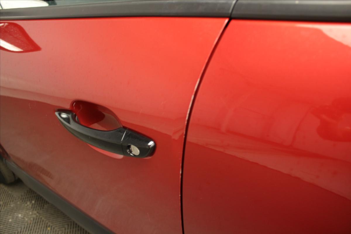 Citroen E-C4