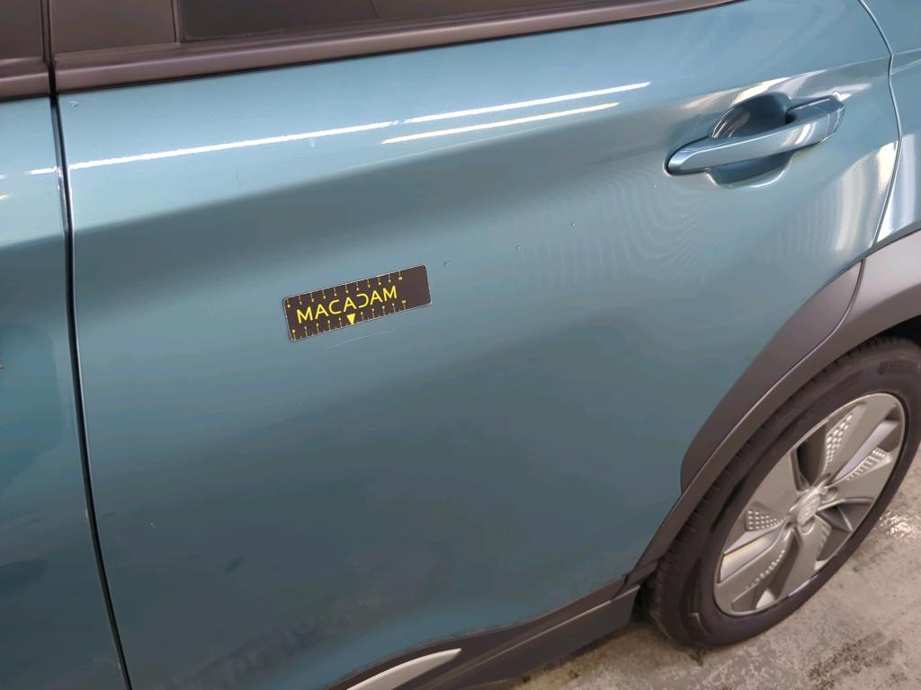 Hyundai Kona Premium