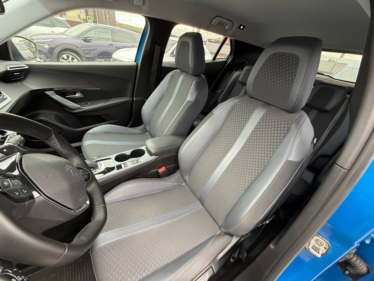 Peugeot 2008 ALLURE