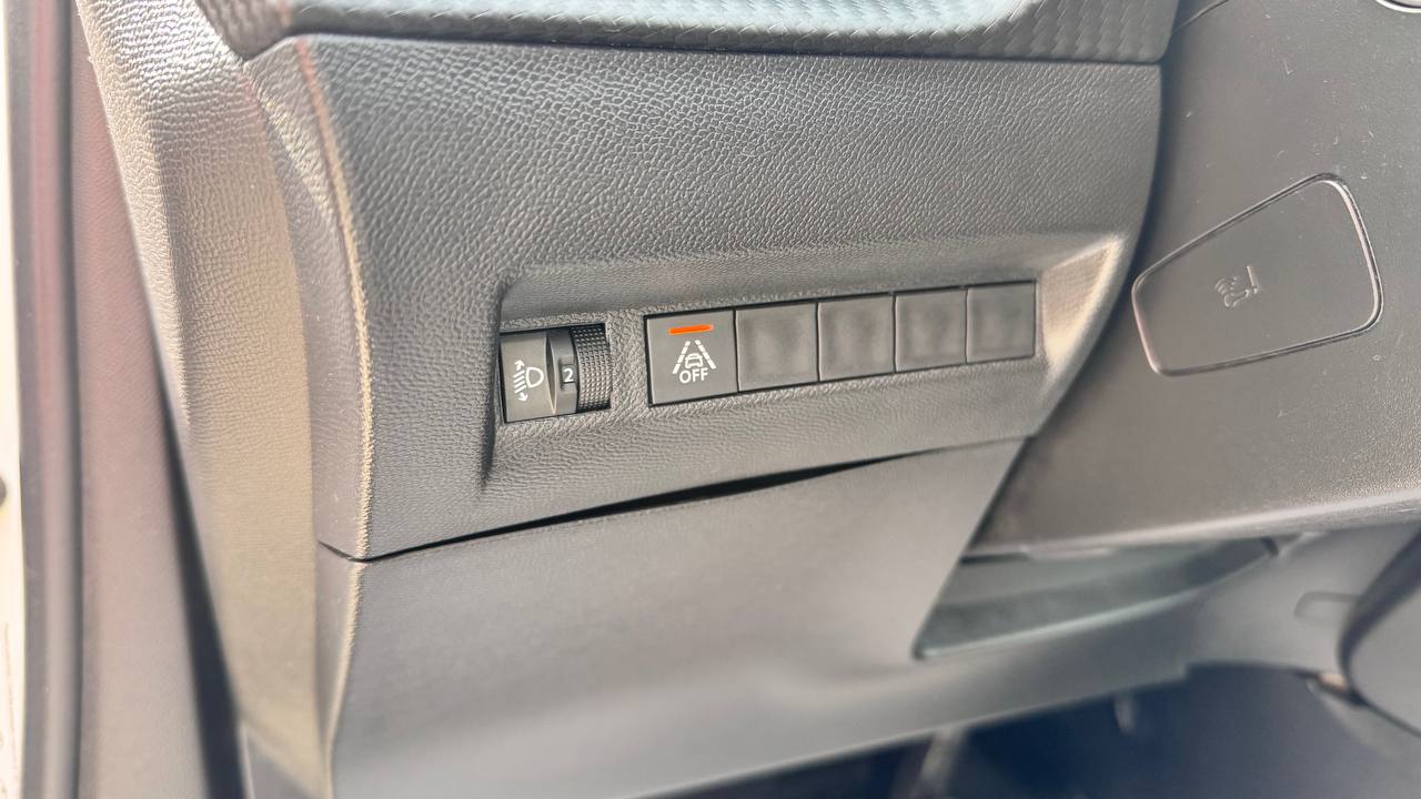 Peugeot 2008 ALLURE