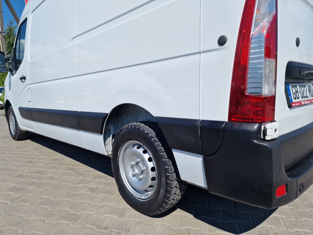 Renault Master FGN TRAC L2H2