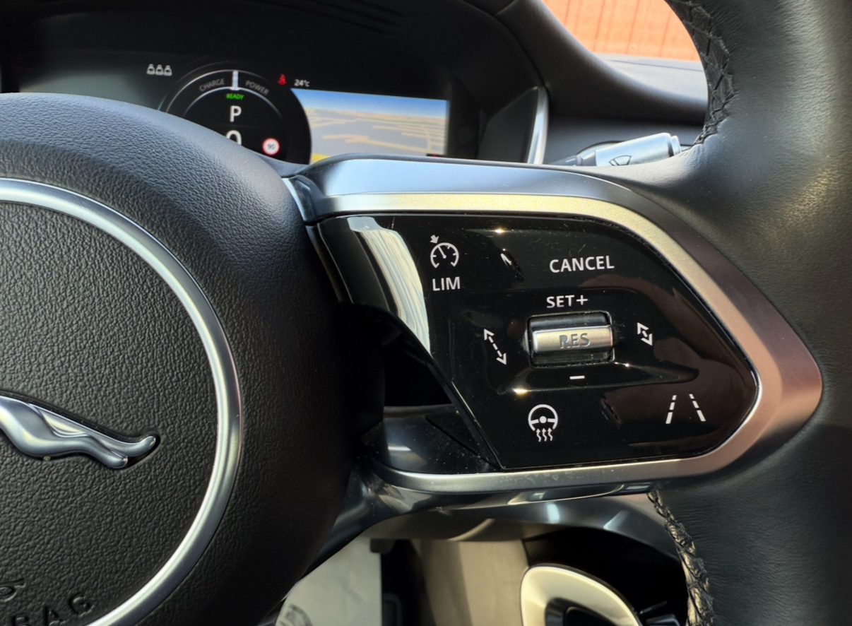 Jaguar I-pace