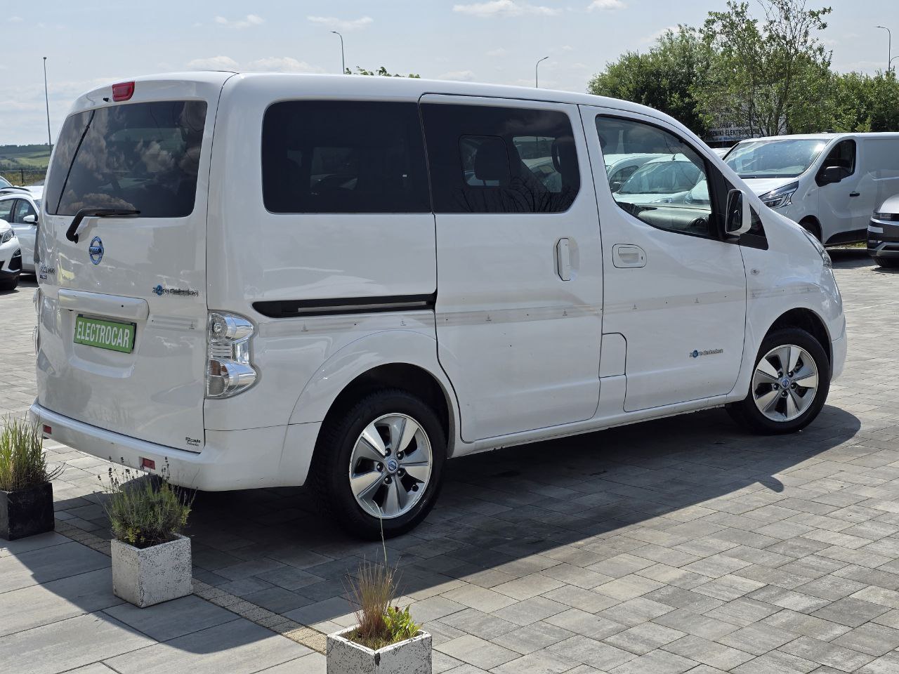 Nissan E-NV200