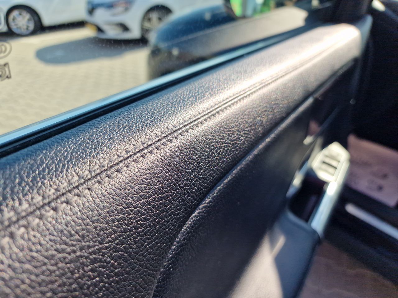 MERCEDES BENZ EQA