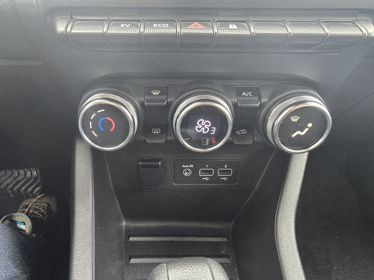 Renault Clio HYBRID Business