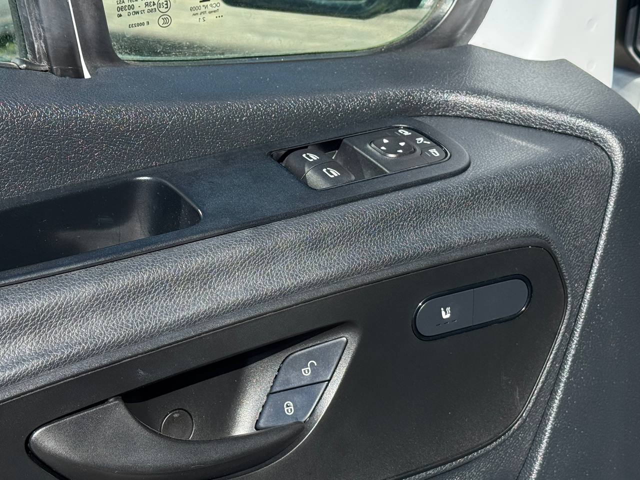 Mercedes-Benz E-Sprinter FWD