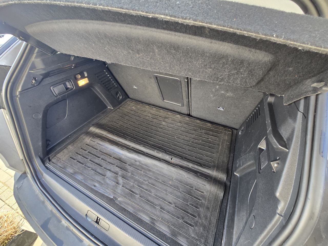 Peugeot 3008 Allure HYBRID