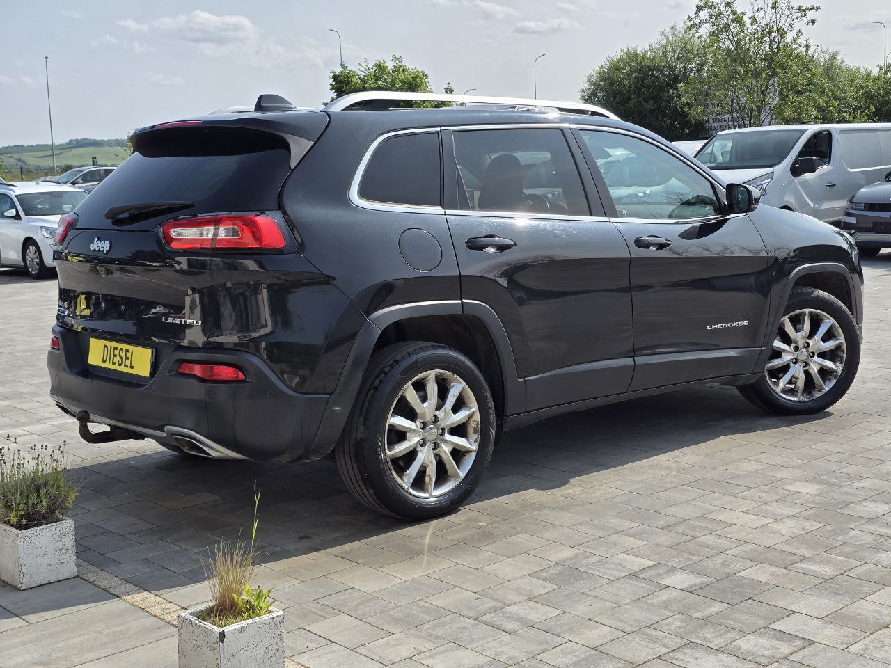 JEEP CHEROKEE