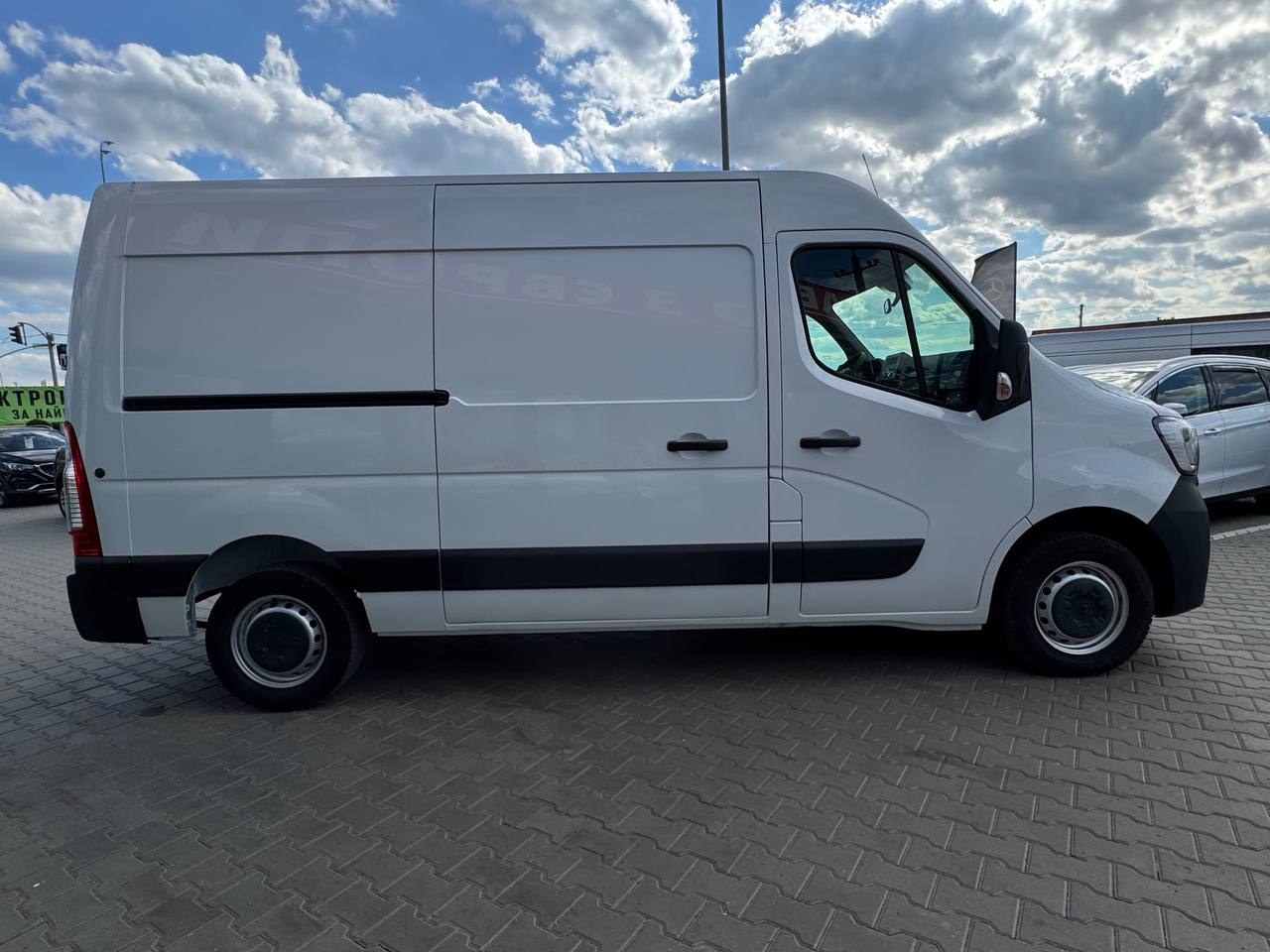 Renault Master FGN TRAC L2H2