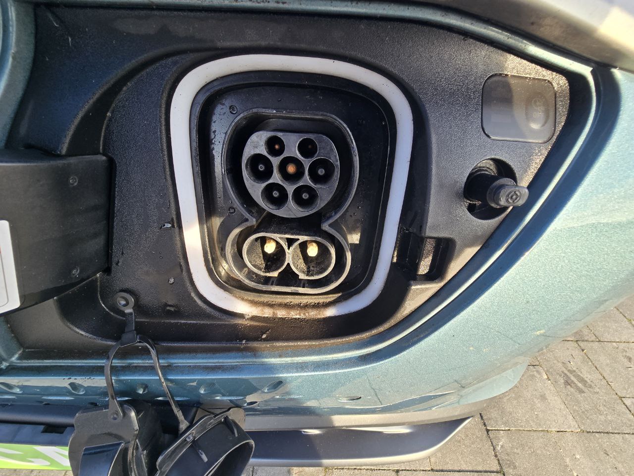 Hyundai Kona Premium