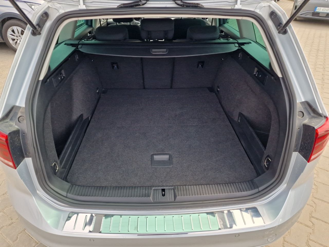 Volkswagen Passat Business+