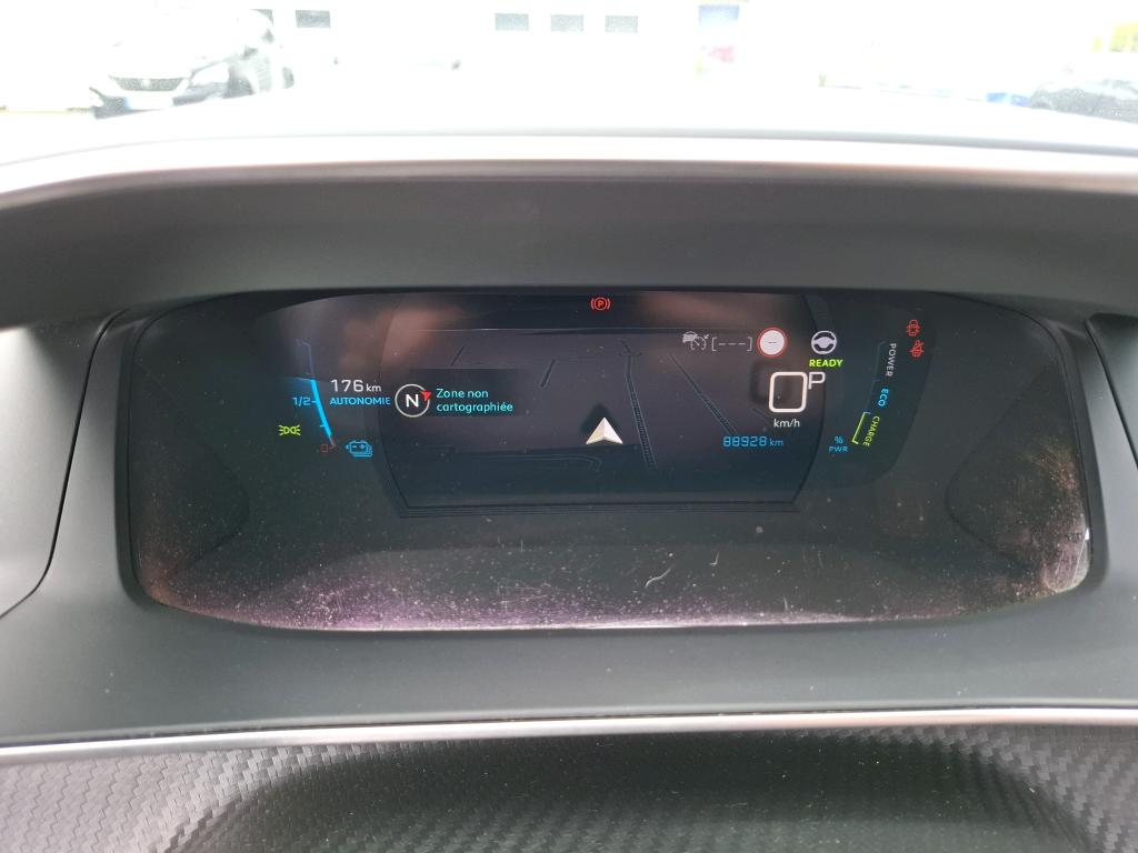 Peugeot E-2008 GT