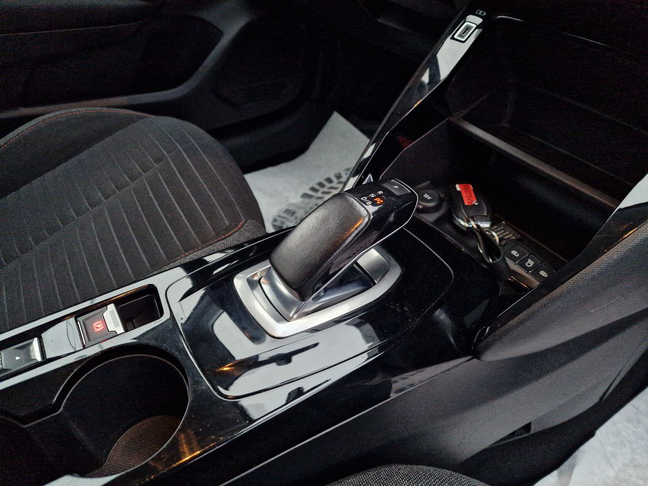 Peugeot 208 ELECTRIQUE