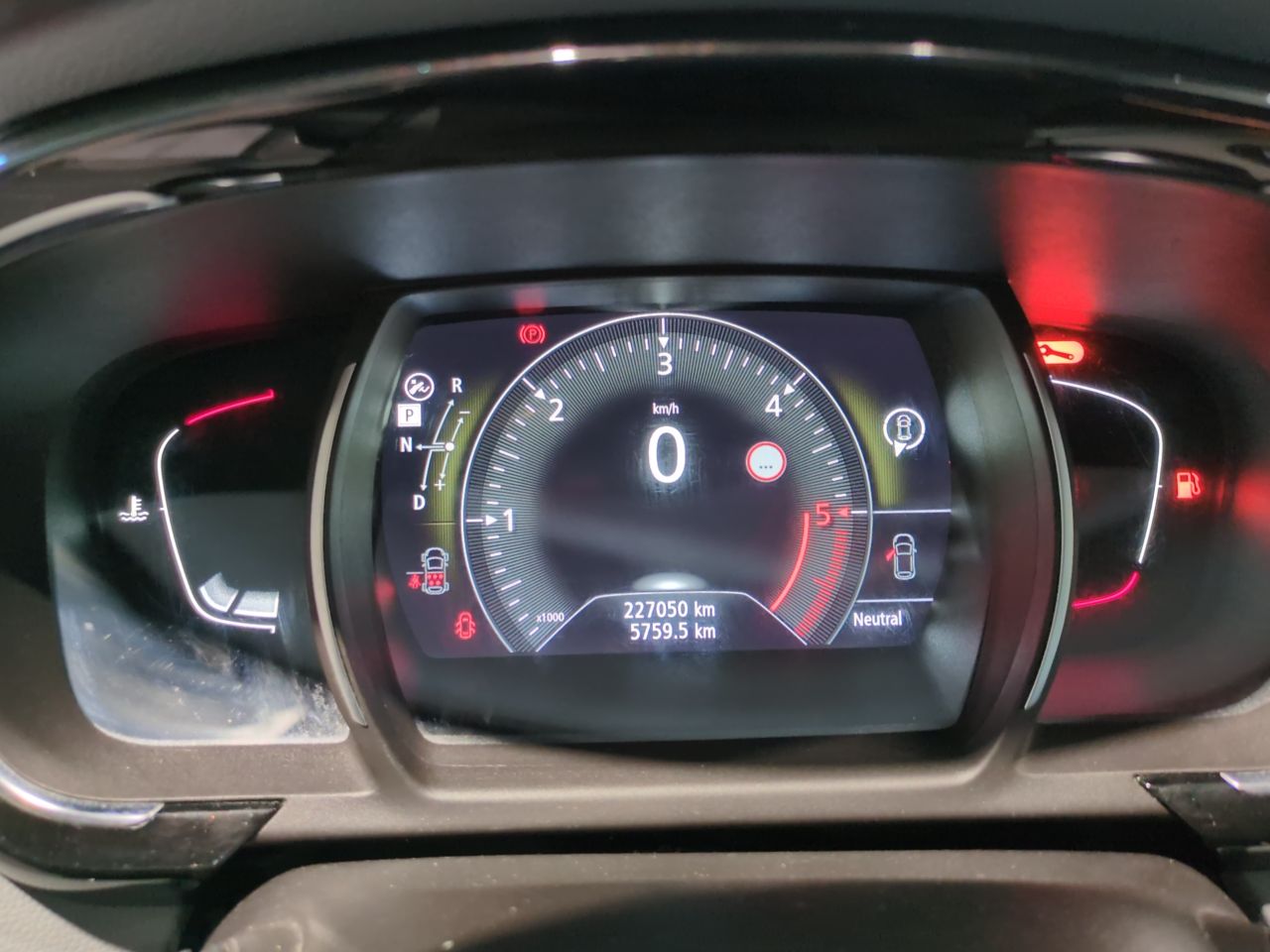Renault Espace Initiale Paris
