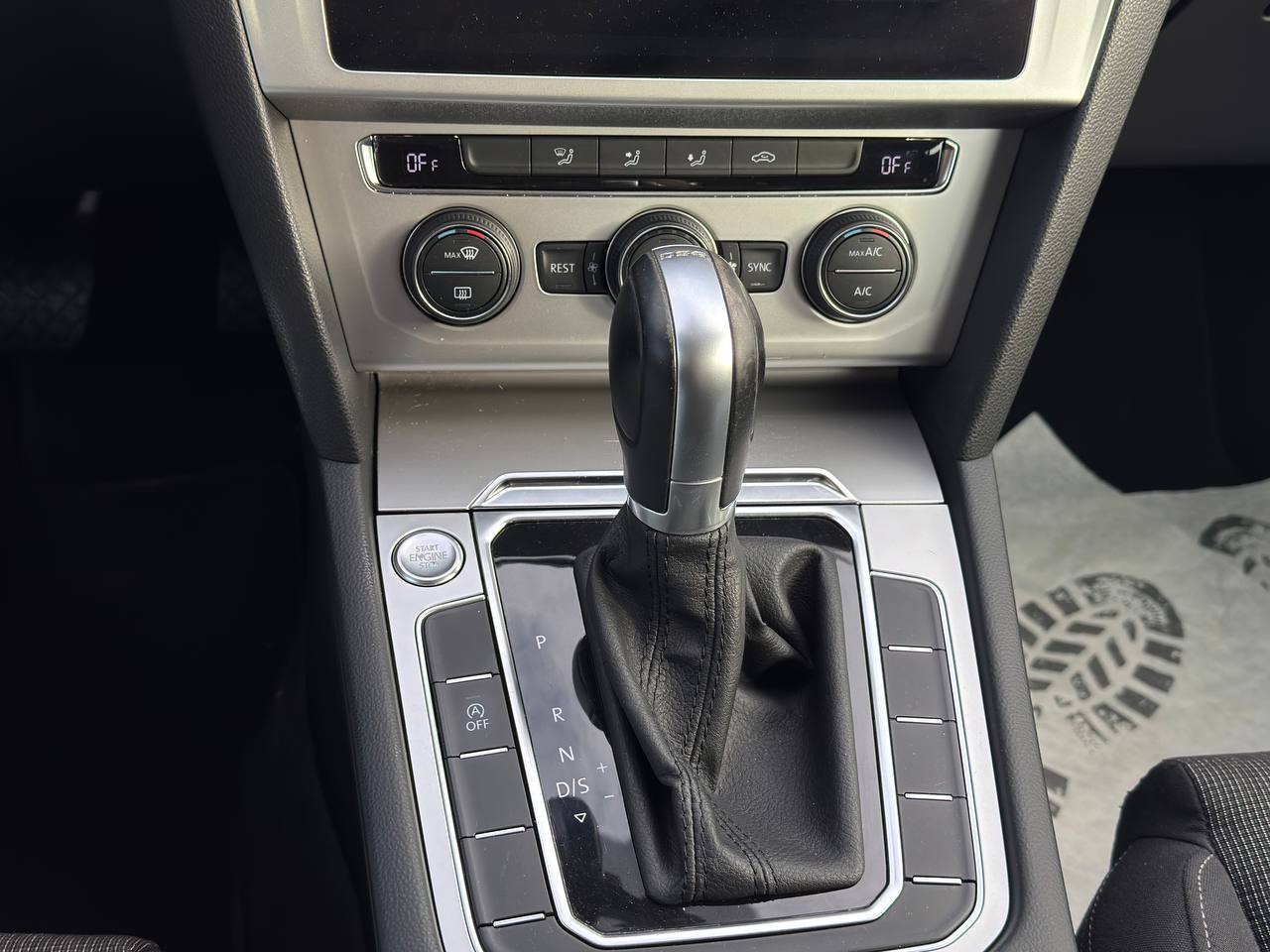 Volkswagen Passat Business+