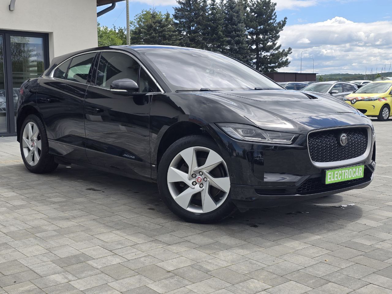 JAGUAR I-PACE