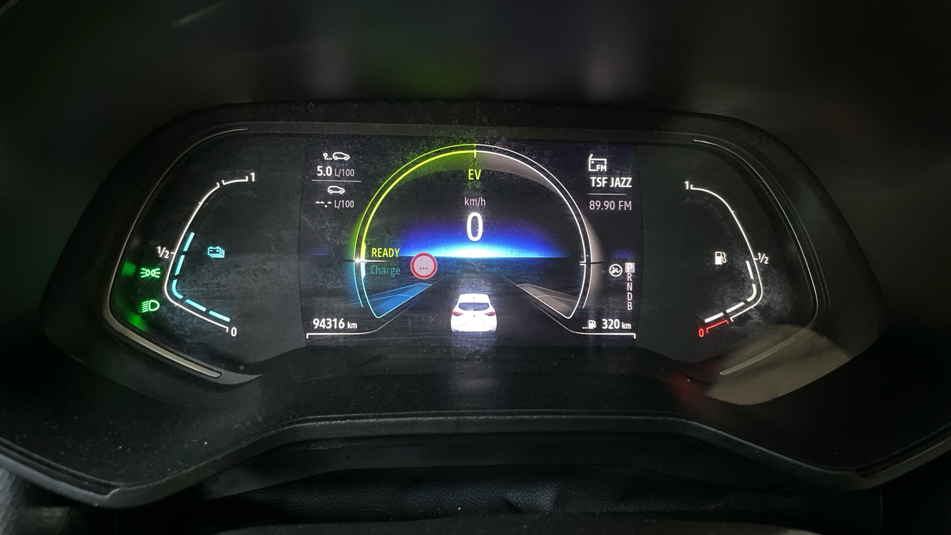 Renault Clio Equilibre Hybrid