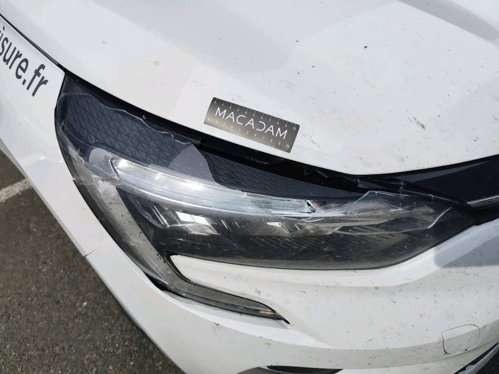 Renault Clio HYBRID Business