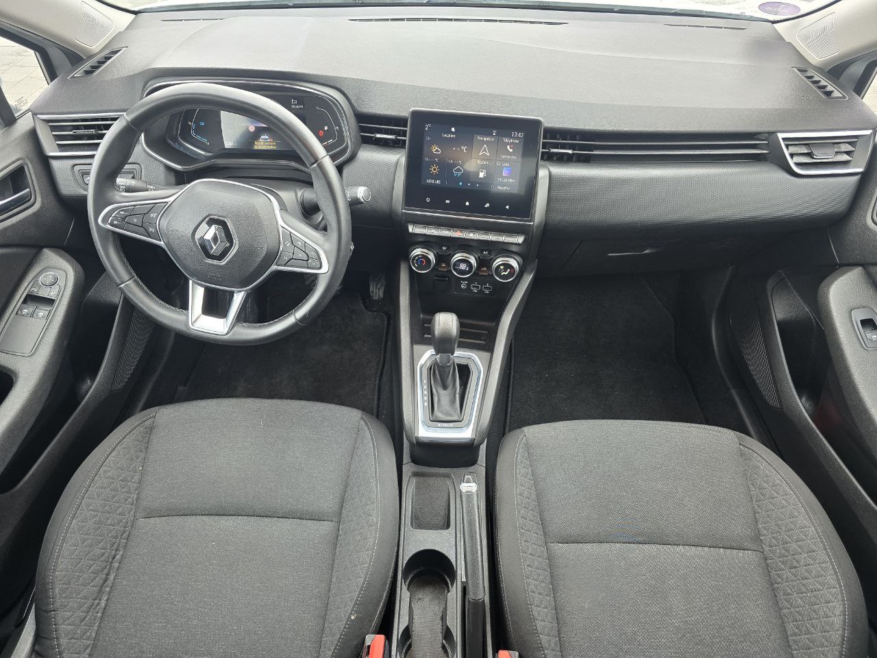 Renault Clio HYBRID Business