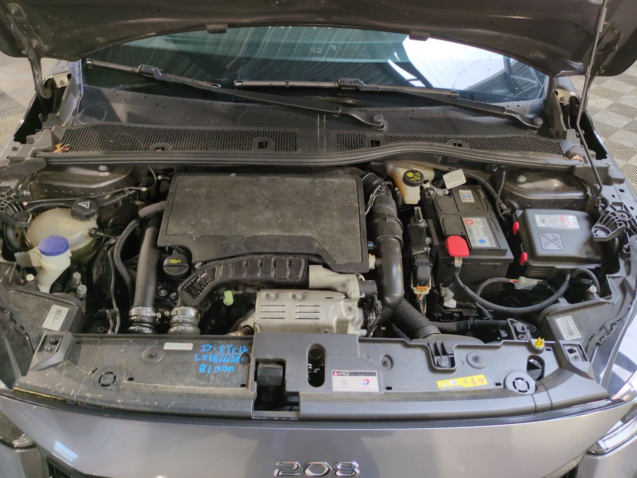 Peugeot 208 ALLURE