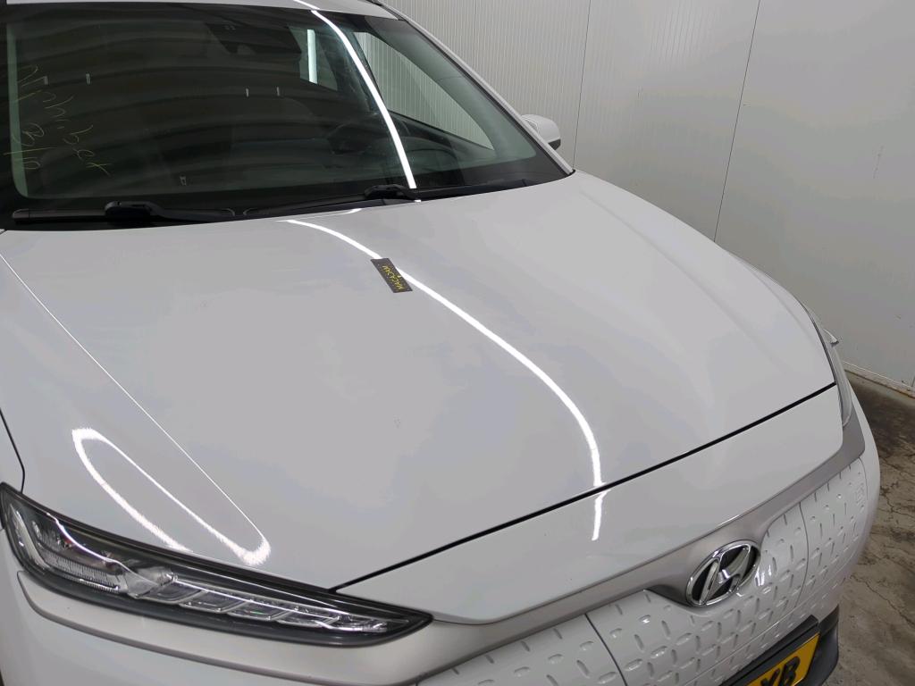 Hyundai Kona Premium