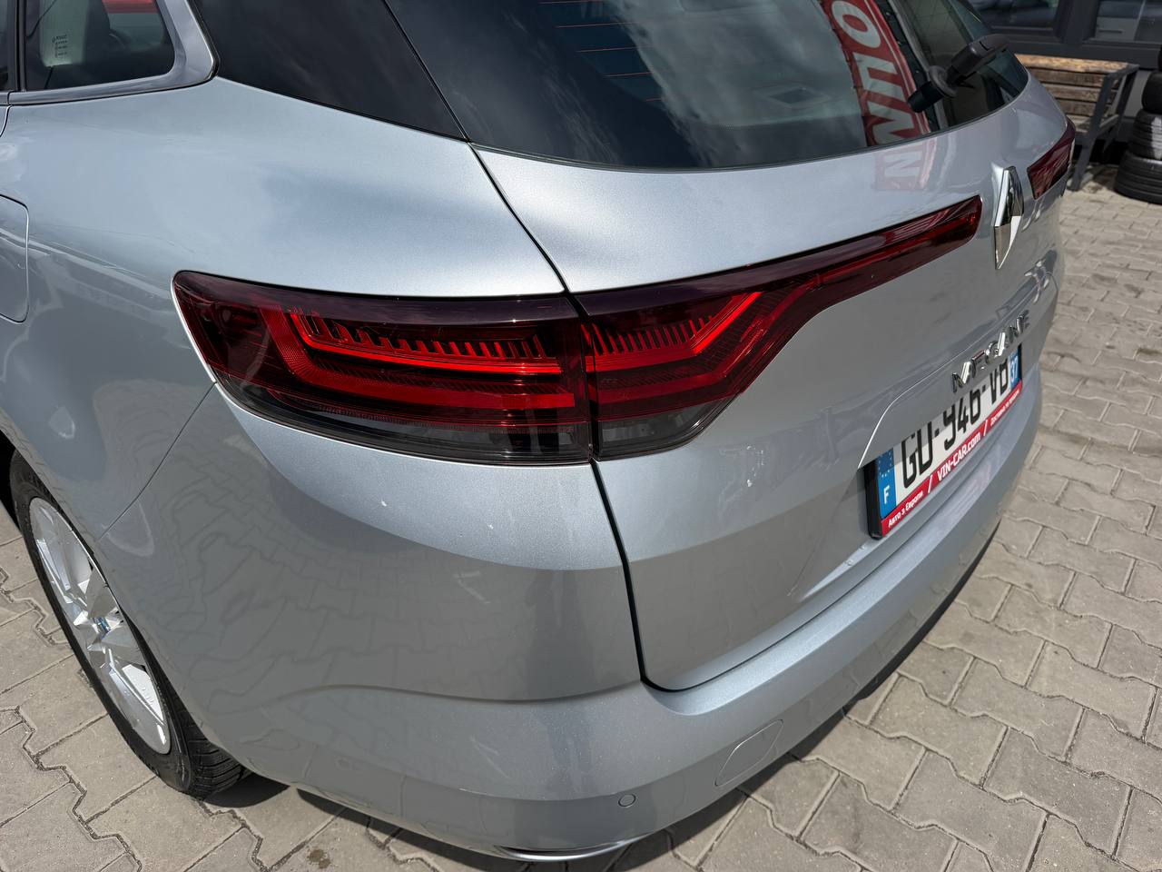 Renault Megane Business HYBRID