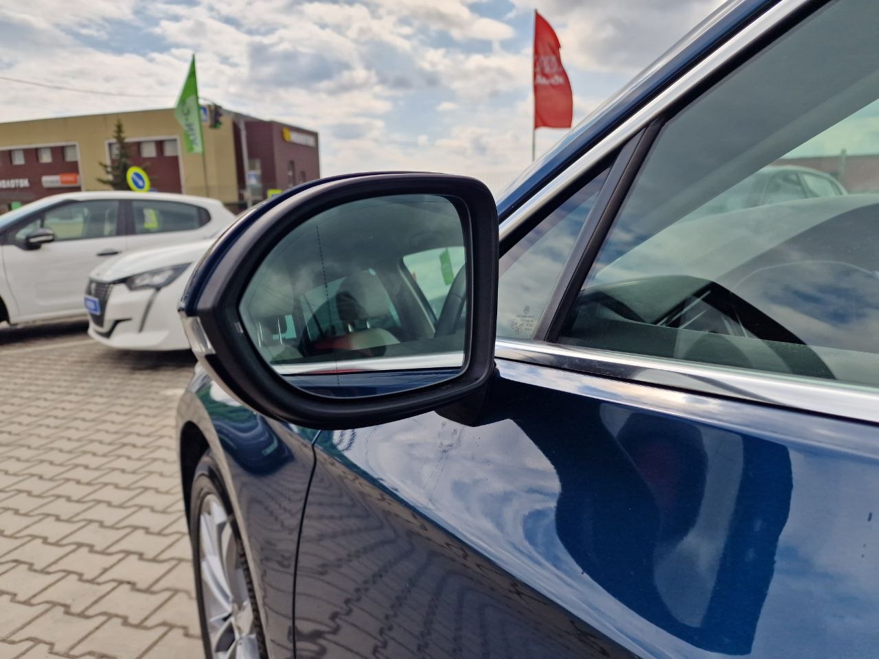 Volkswagen Passat LOUNGE