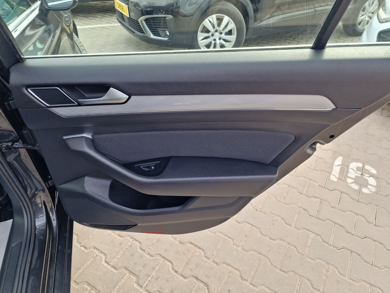 Volkswagen Passat Business