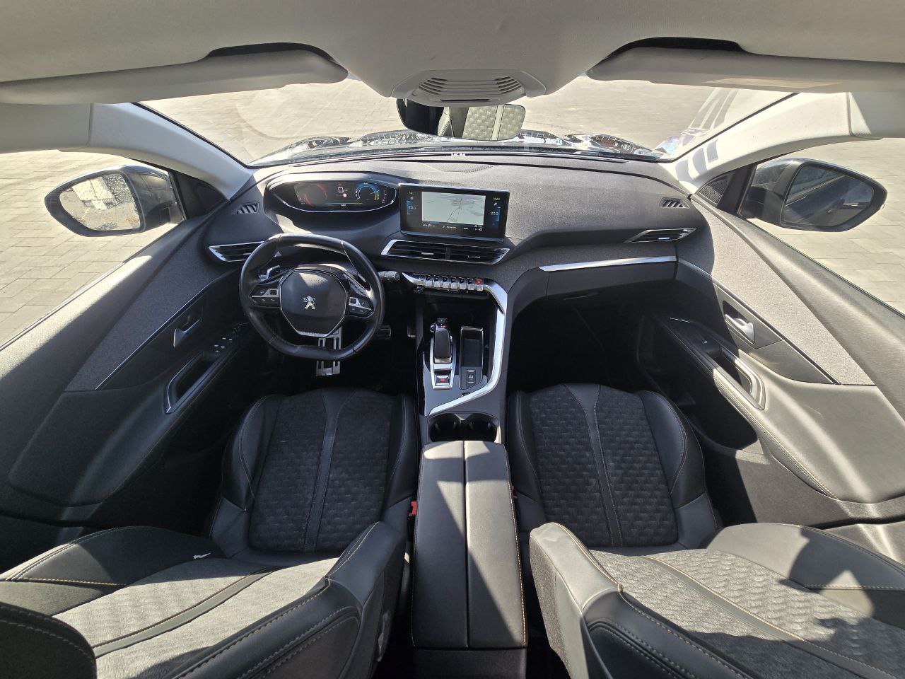 Peugeot 3008 Roadtrip HYBRID