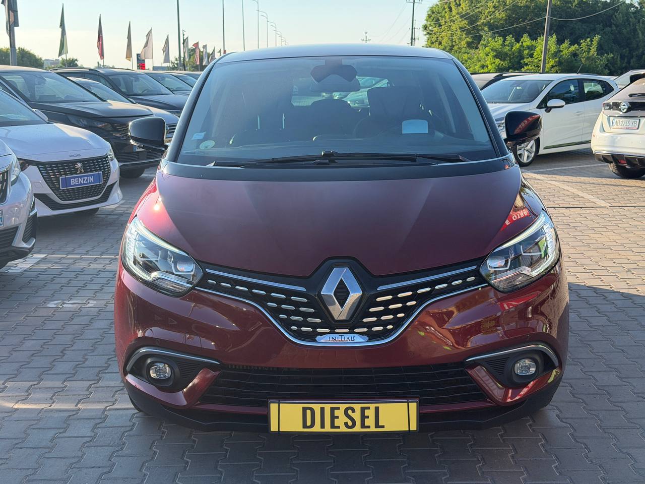 Renault Scenic INITIALE PARIS