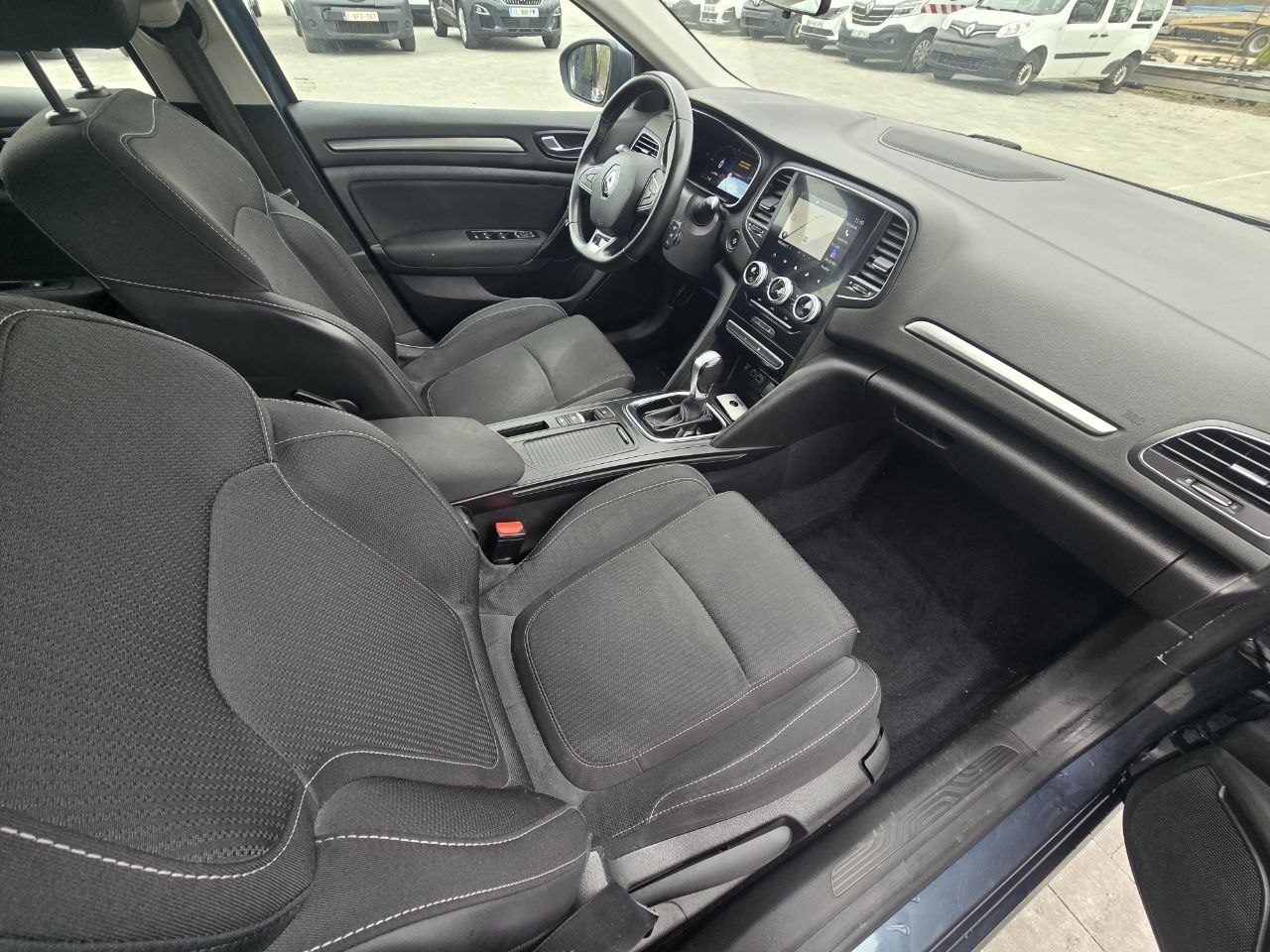 Renault Megane Business HYBRID