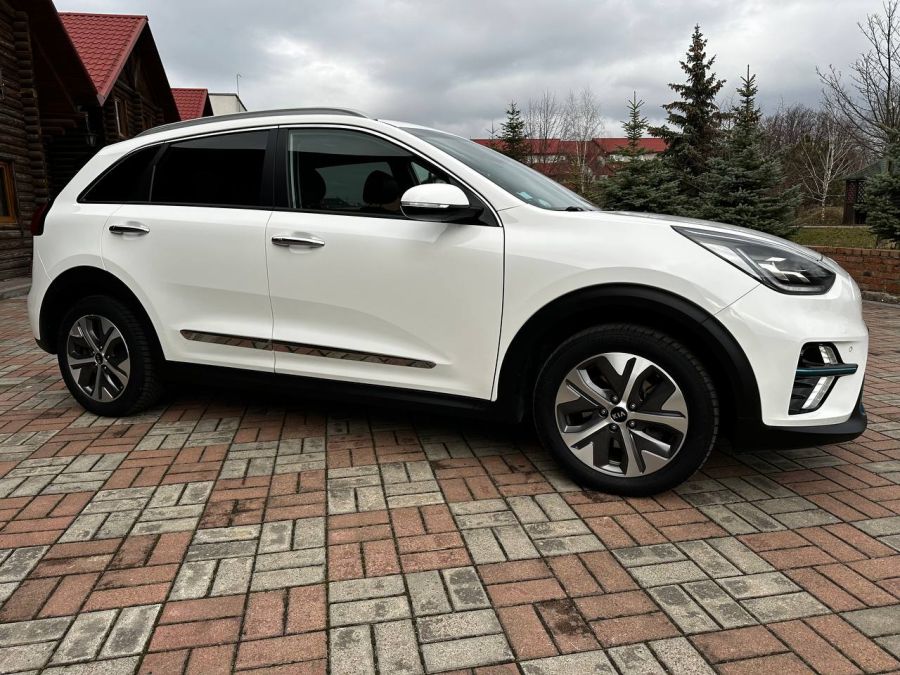 Kia E-NIRO