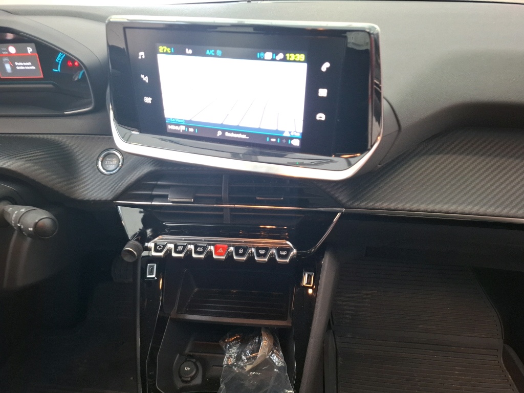Peugeot E-208 Business
