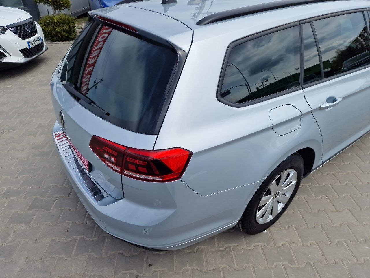Volkswagen Passat Business+