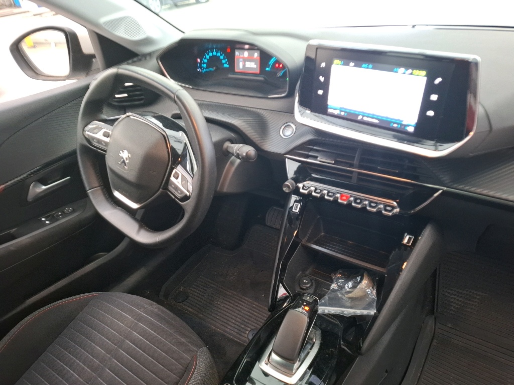 Peugeot E-208 Business