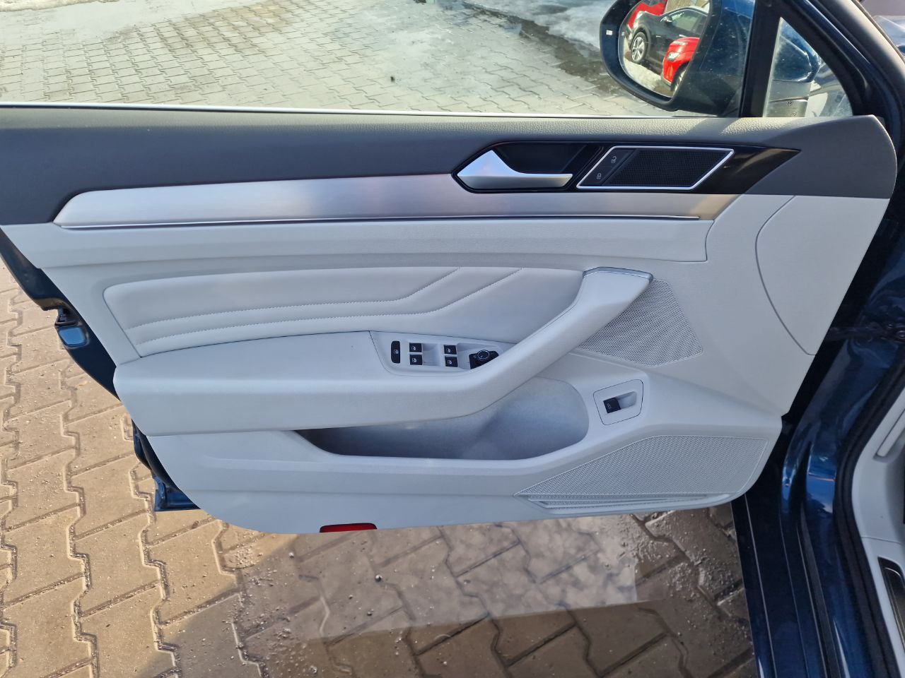 Volkswagen Passat LOUNGE