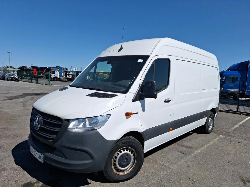 Mercedes-Benz E-Sprinter FWD