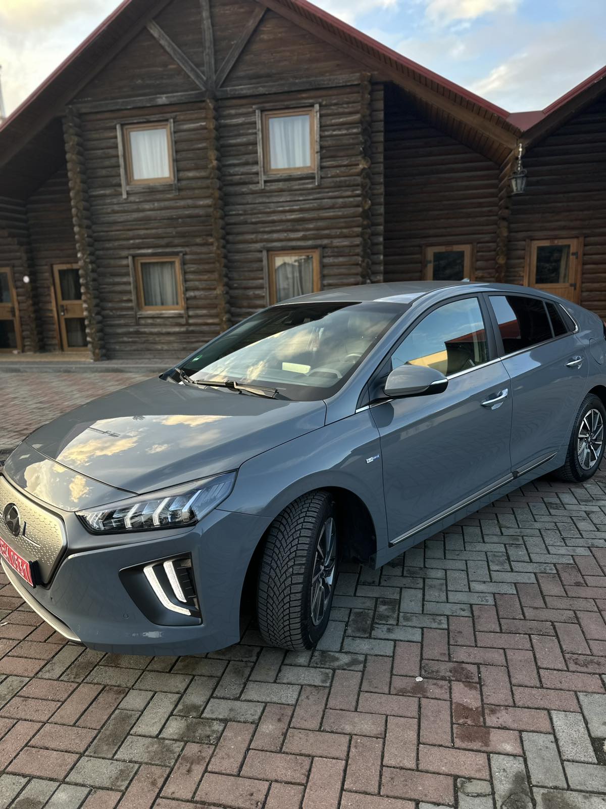 Hyundai Ioniq Premium