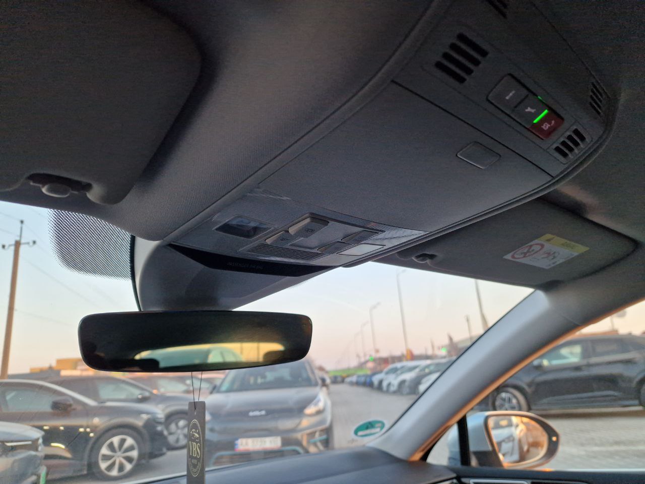 Volkswagen Passat Business+