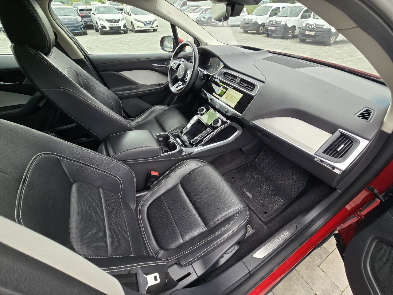 JAGUAR I-PACE