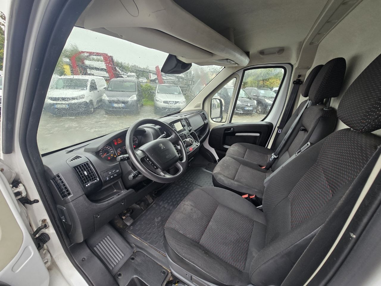 Peugeot Boxer Tole L1H1 Asphalt