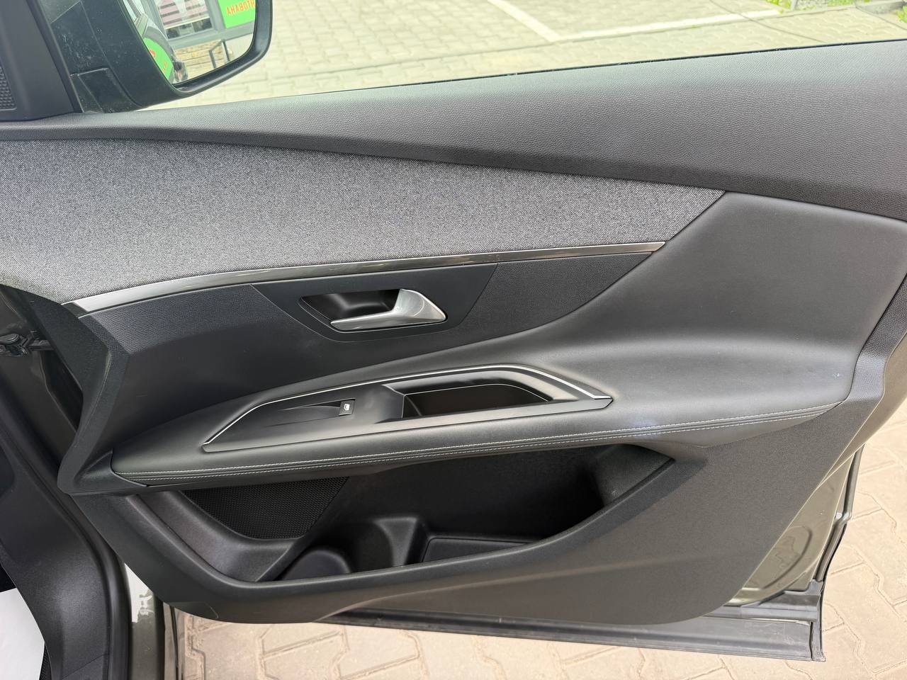 Peugeot 3008 ALLURE
