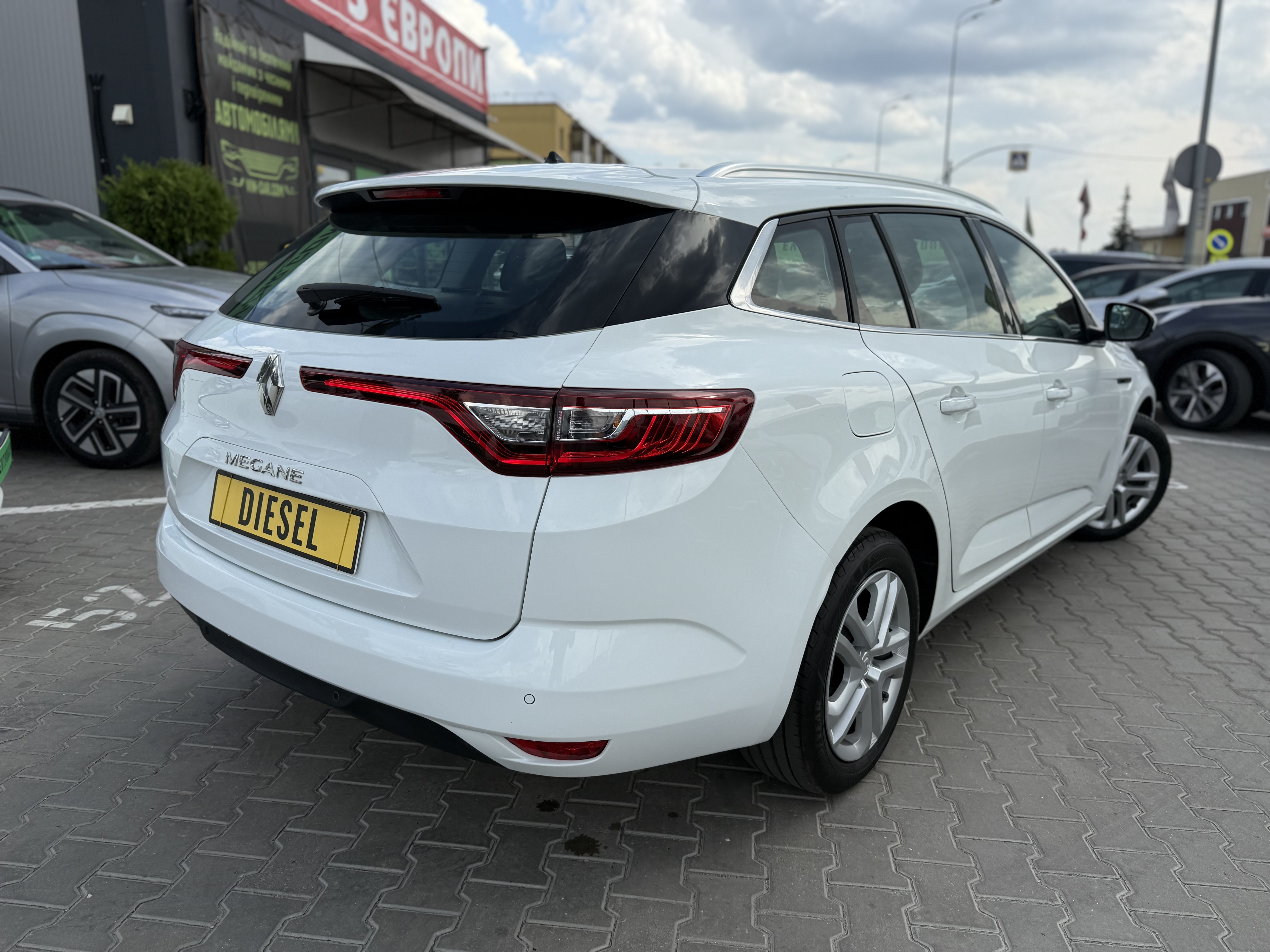 Renault MEGANE IV
