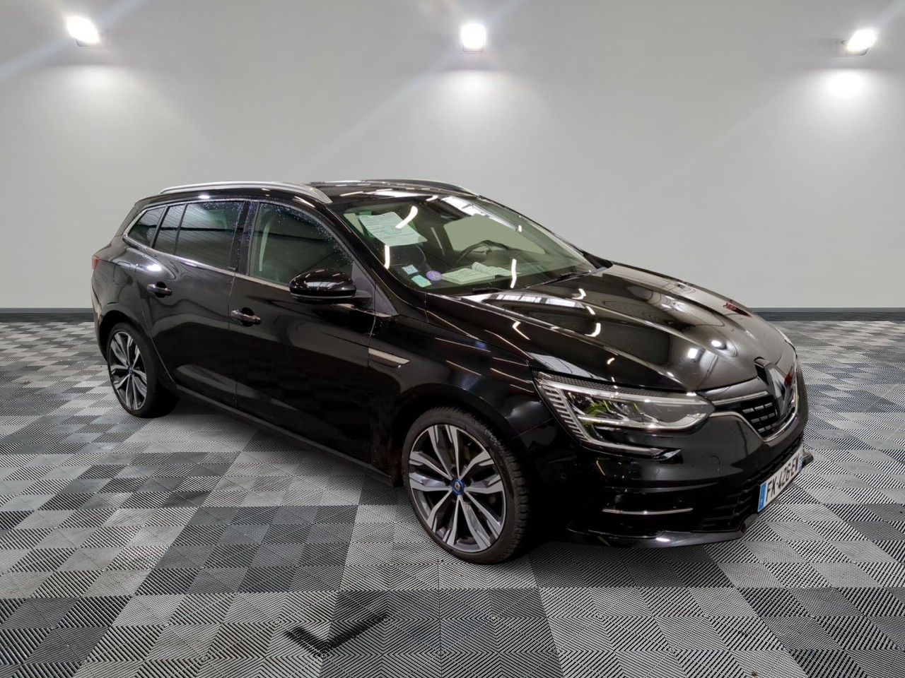 Renault Megane INTENS Hybrid