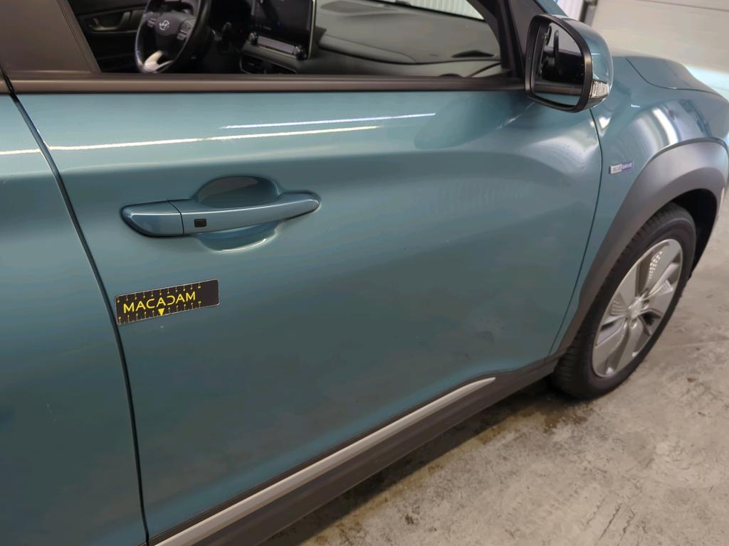 Hyundai Kona Premium