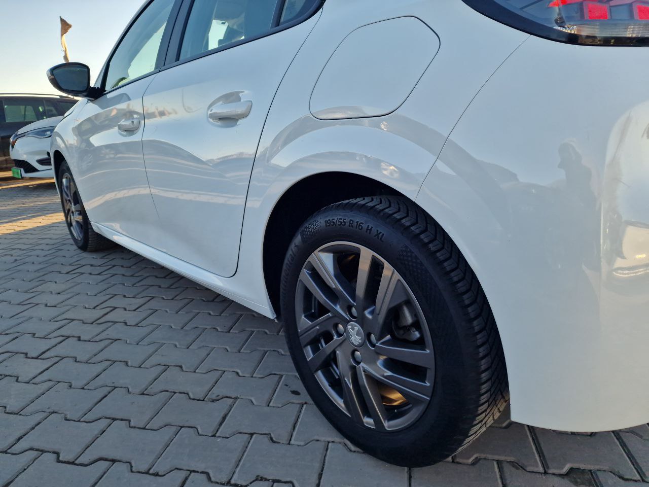 Peugeot 208 Allure Pack