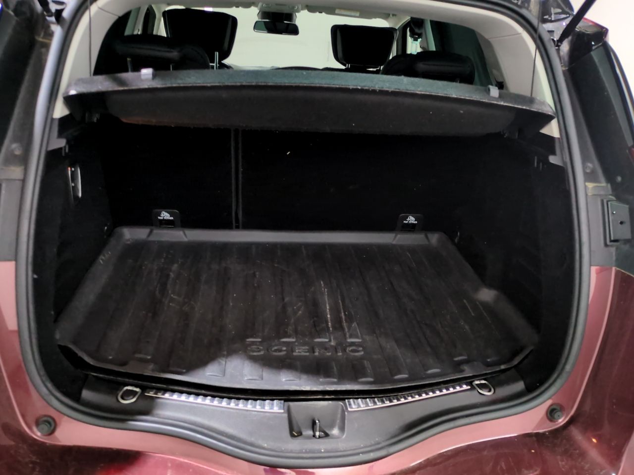 Renault Scenic INITIALE PARIS