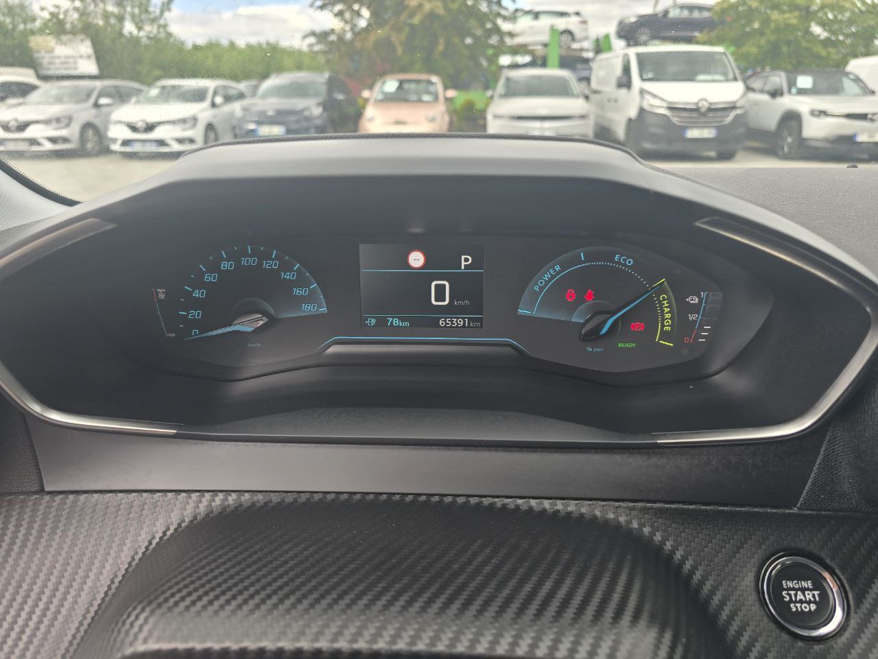 Peugeot E-208 Business