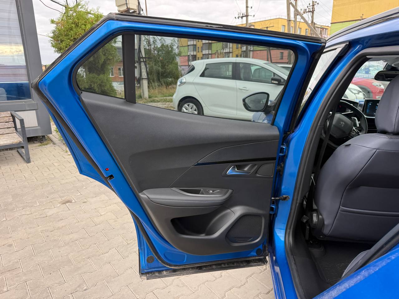 Peugeot 2008 ALLURE