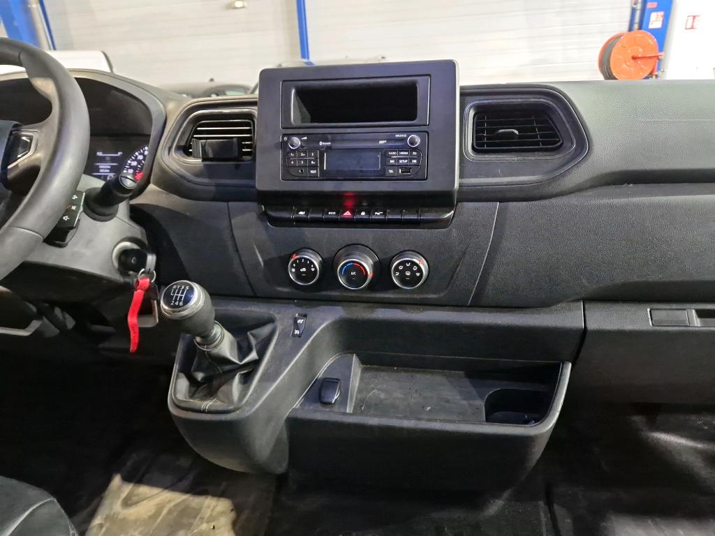 Renault Master FGN TRAC L2H2